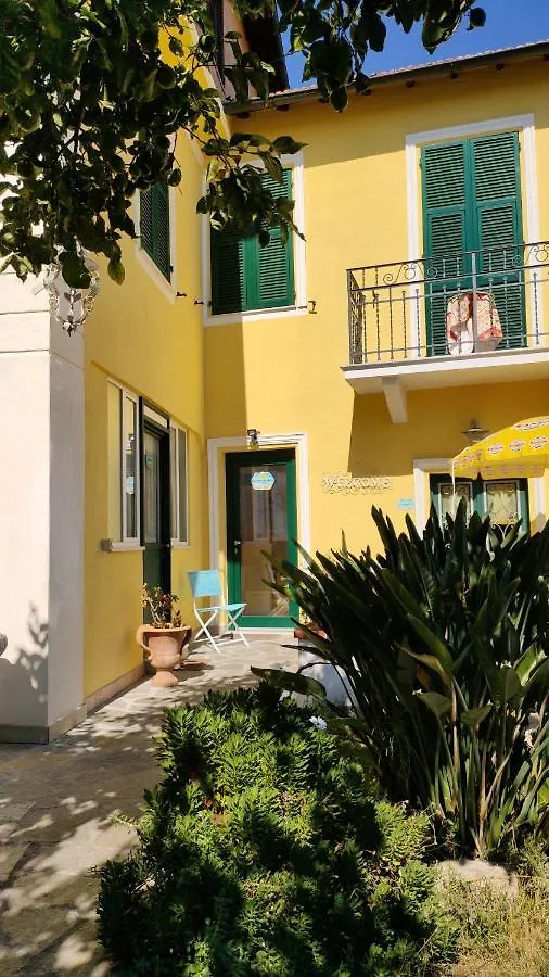 La Casa Del Sole Hotel Sanremo 0*,